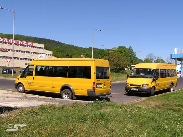 Kliknut�m okno zav�ete