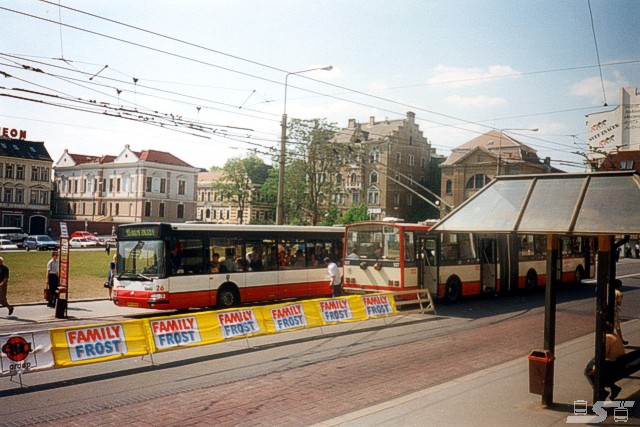 Kliknut�m okno zav�ete